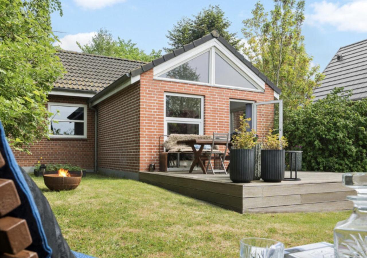 Aarhus - Cozy House, 10 Min From City Center ภายนอก รูปภาพ